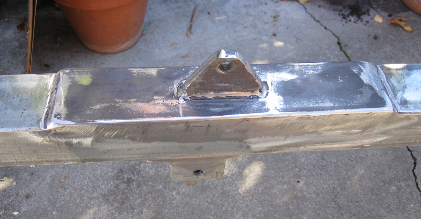 The centre of the upper mast section showing the lifting lug above and the hinge lugs below. of course, all exposed raw steel was painted with galvanizing paint before mounting in place
